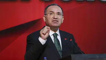 Bozdağ: İsveç kendi yasalarını bilerek çiğniyor