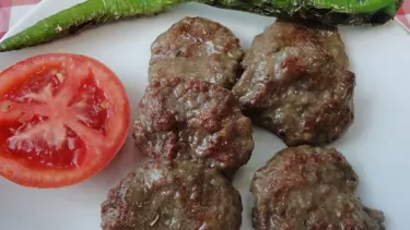 İnegöl köfte nasıl yapılır? (Adım adım İnegöl köfte tarifi)