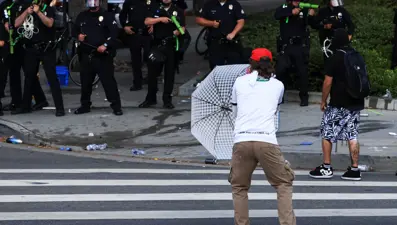 ABD'de yeni "mesajlaşma" skandalı: Gümrük yetkilileri, gizli bilgilerin olduğu gruba rastgele birini ekledi