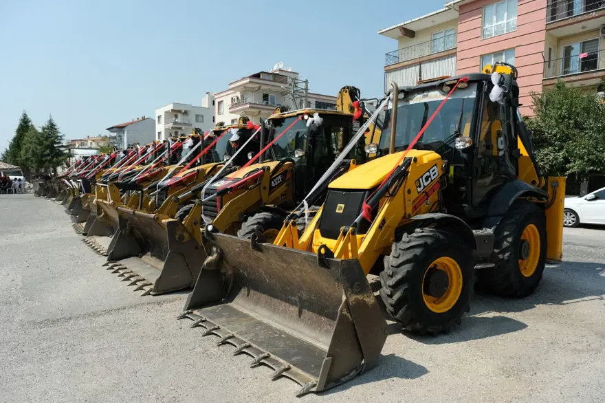 Düğün konvoyunu gören dönüp bir daha baktı 7