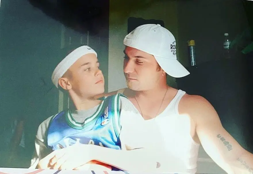 Justin Bieber'ın babasına saldırgan mesaj tepkisi 