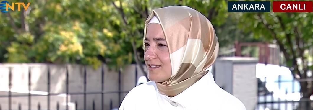 Fatma Betül Sayan Kaya: Partiye aidiyet hissi taşımayanlar davet edilmedi (AK Parti 18 yaşında)