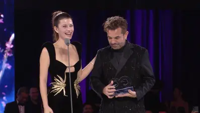 Beren Saat'ten Kenan Doğulu'ya: Bizi bir araya getiren sonsuz olasılıklara teşekkür ederim