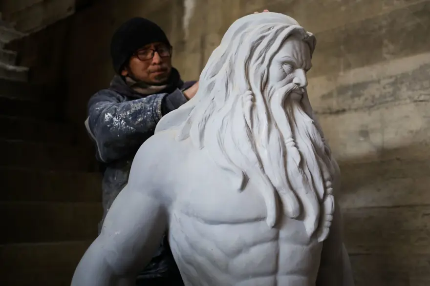 Bolivya'daki heykeltıraş, çizgi roman ve film karakterlerini yeniden oluşturuyor Bolivya'daki heykeltıraş, çizgi roman ve film karakterlerini yeniden oluşturuyor