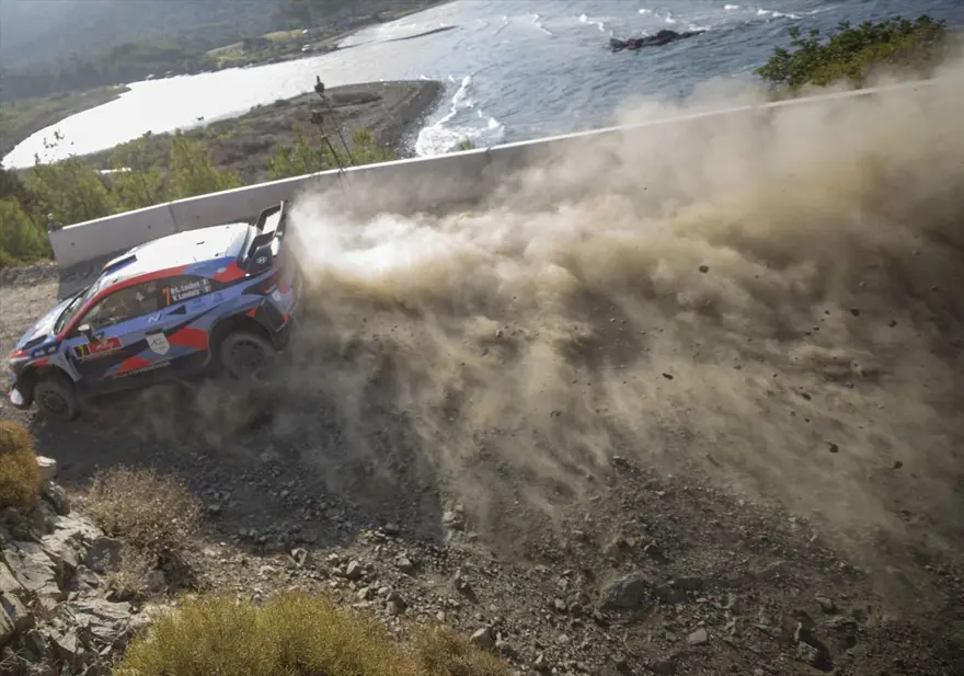 Dünya Ralli Şampiyonası'nın 5. yarışı Türkiye Rallisi 8