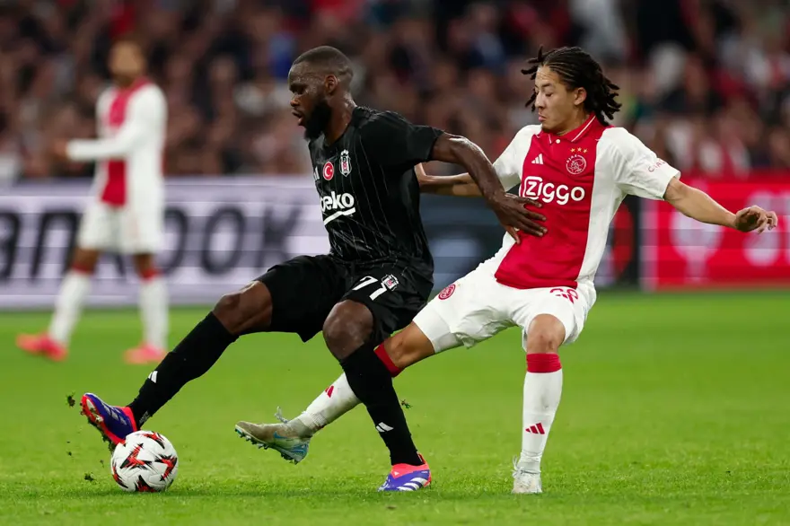 Beşiktaş, Hollanda'da farklı kaybetti 11