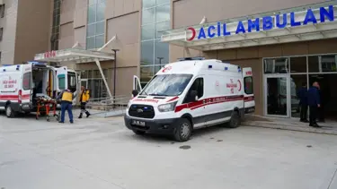 Erzincan'da feci kaza: Bir ölü, üç yaralı
