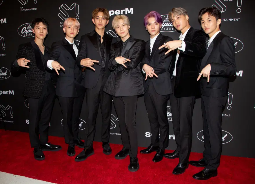 Time'a göre 2020'nin en iyi K-pop şarkıları ve albümleri 17 Time'a göre 2020'nin en iyi K-pop şarkıları ve albümleri 17