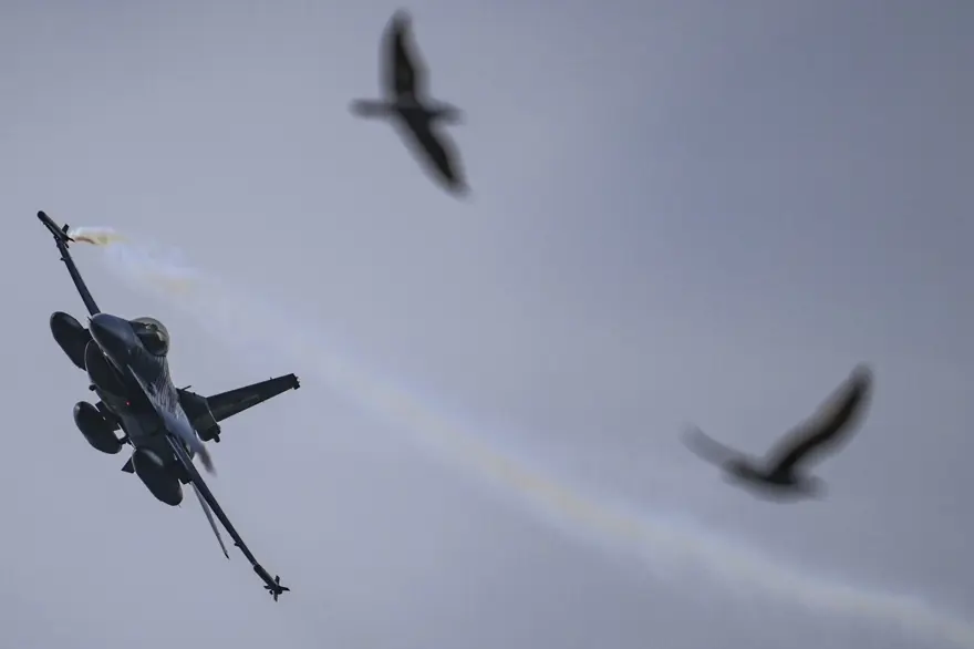 Türk Yıldızları ve SOLOTÜRK 100. yıl için İstanbul semalarında 3