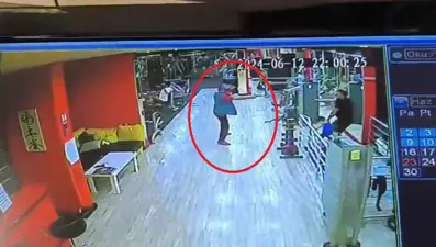 3 yaşındaki oğlunun gözü önünde öldürülmüştü! Kamera görüntüleri ortaya çıktı