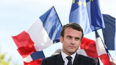 Fransızların yüzde 36'sı Macron'dan memnun