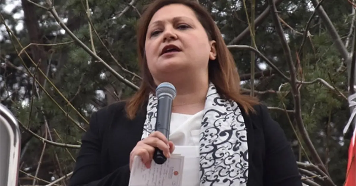 Burcu Köksal AK Parti'ye mi geçiyor? İl başkanından "telefonlara çıkmıyor" iddiası