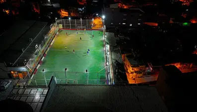 Halı sahada fenalaşan uzman çavuş hayatını kaybetti