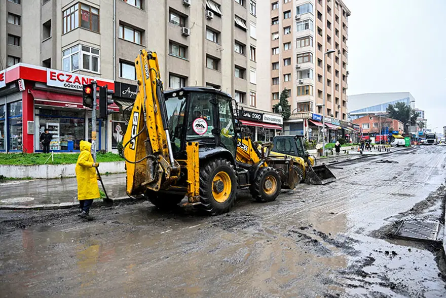YOL BAKIM VE ALTYAPI ÇALIŞMALARINA BİR HAFTA ARA VERİLECEK 5 YOL BAKIM VE ALTYAPI ÇALIŞMALARINA BİR HAFTA ARA VERİLECEK 5