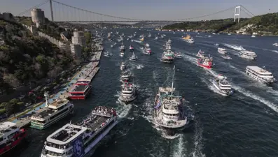 Boğaz'da "Sarıyer donanması": Şampiyonluk coşkuyla kutlandı