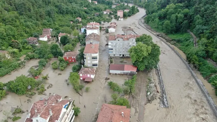 Batı Karadeniz'i yine sel vurdu 30