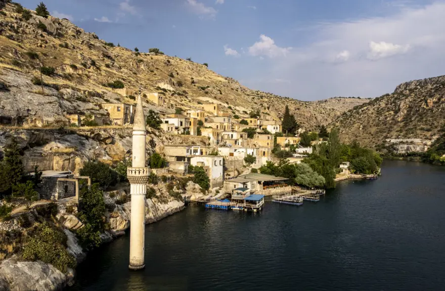 'Sakin şehir' Halfeti, yerli ve yabancı turistleri ağırlıyor 24