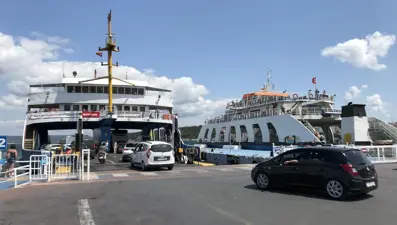 Çanakkale'deki Çardak Feribot İskelesi kullanıma kapatıldı