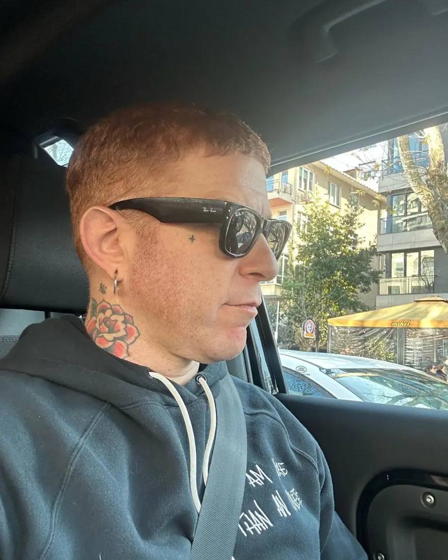 Gökhan Özoğuz'dan Farah Zeynep Abdullah açıklaması Gökhan Özoğuz'dan Farah Zeynep Abdullah açıklaması