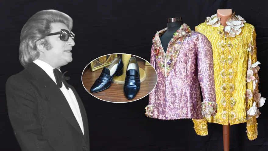 Zeki Müren'in sahne kıyafetleri memleketinde korunuyor 