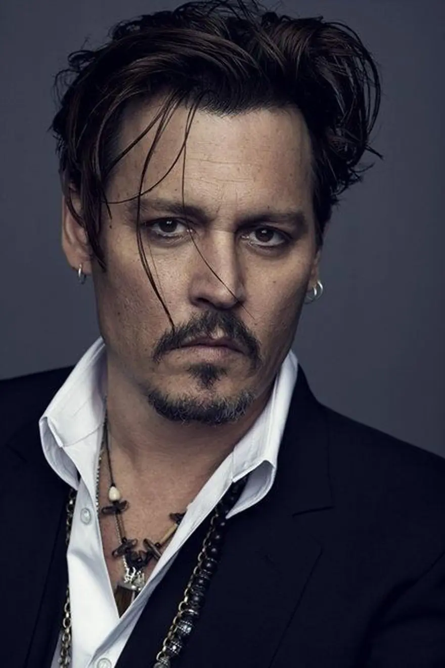 Johnny Depp marka elçisi olduğu Dior ile yeniden anlaşma imzaladı 4