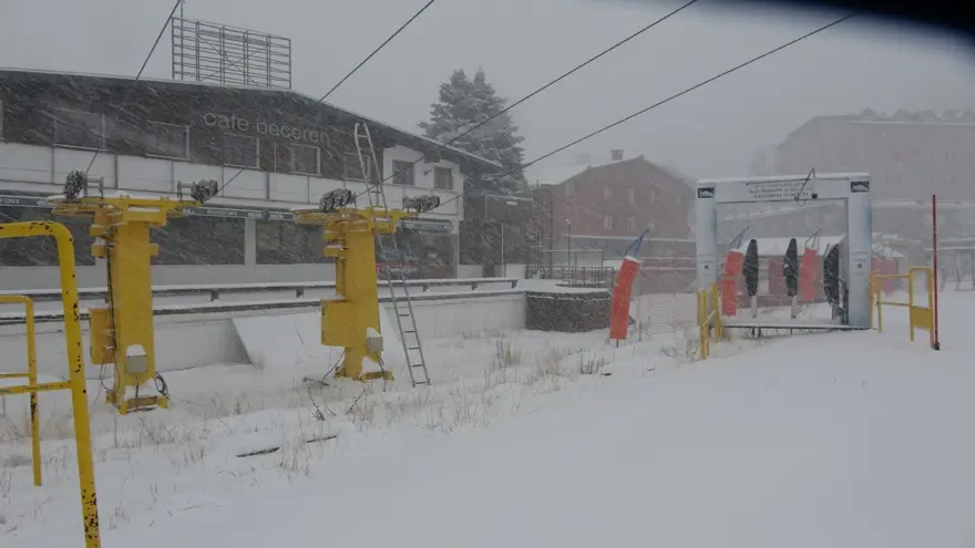 Uludağ'da kar kalınlığı 50 santimetreye ulaştı 1