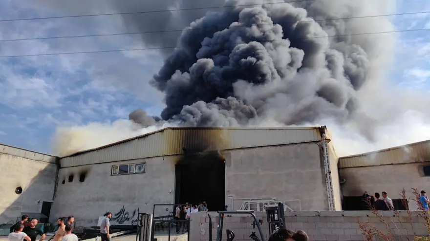 Bursa İnegöl'deki fabrika yangını kontrol altına alındı 