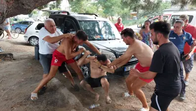 Cankurtarandan vatandaşa "Neden işime karıştın?" dayağı