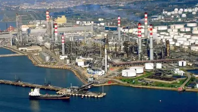 İzmir Aliağa TÜPRAŞ Rafinerisinde yangın