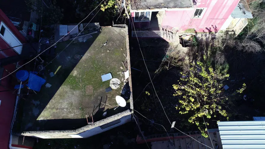 Mersin'deki 'gizemli ev'e talip çıkmadı 7 Mersin'deki 'gizemli ev'e talip çıkmadı 7