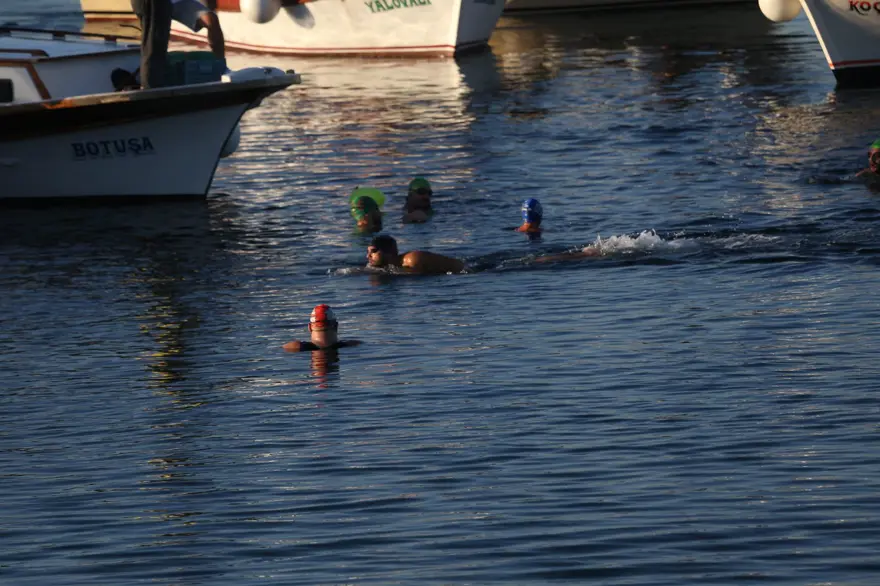 3. Gökçeada Açık Deniz Yüzme Maratonu başladı 1 3. Gökçeada Açık Deniz Yüzme Maratonu başladı 1