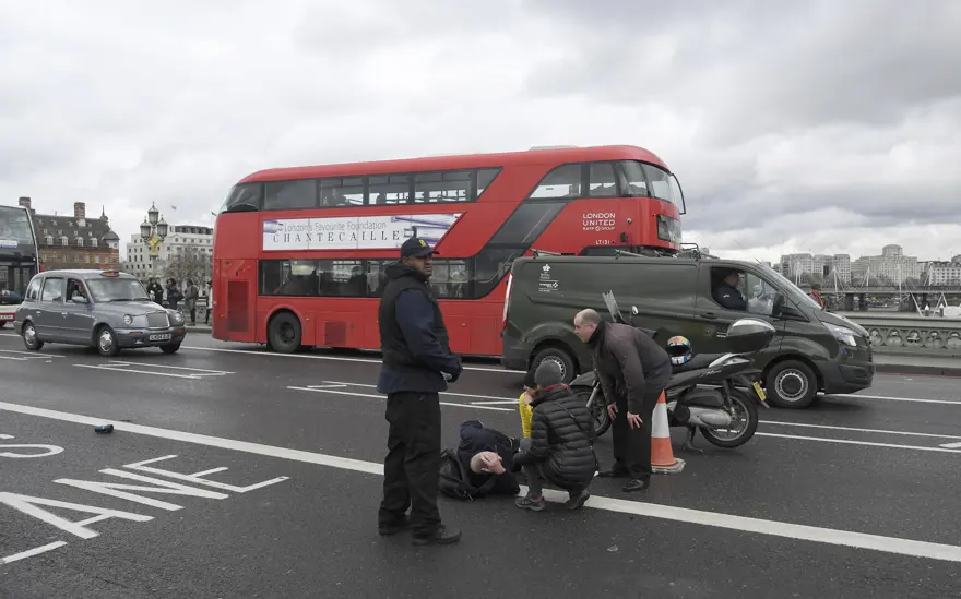 Londra'da silah sesleri (Olay yerinden ilk kareler) 4