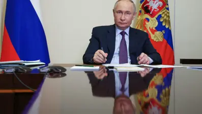 Putin, Esad'ı Suriye'ye vermiyor