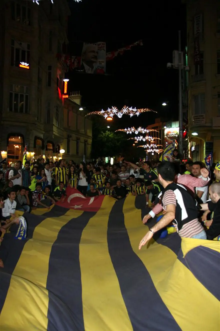 Her yer sarı lacivert 54