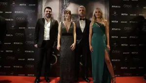 Öteki Taraf görücüye çıktı (Özcan Deniz galadan hastaneye gitti)