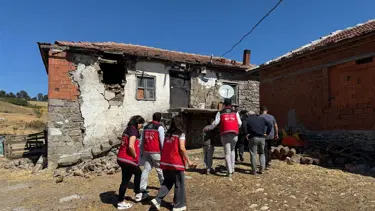 Deprem Manisa'da da hissedildi: Hasar tespit çalışmaları başladı