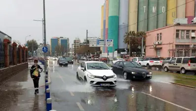 İzmir'in güneyi için kuvvetli sağanak uyarısı