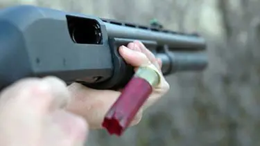 İskenderun'da pompalı tüfekle banka nakil aracına soygun girişimi