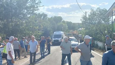 Cenaze yolunda kaza: 2 ölü, 4 yaralı