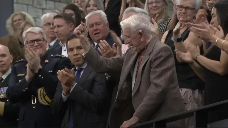 MECLİS BAŞKANI İSTİFA ETTİ 1