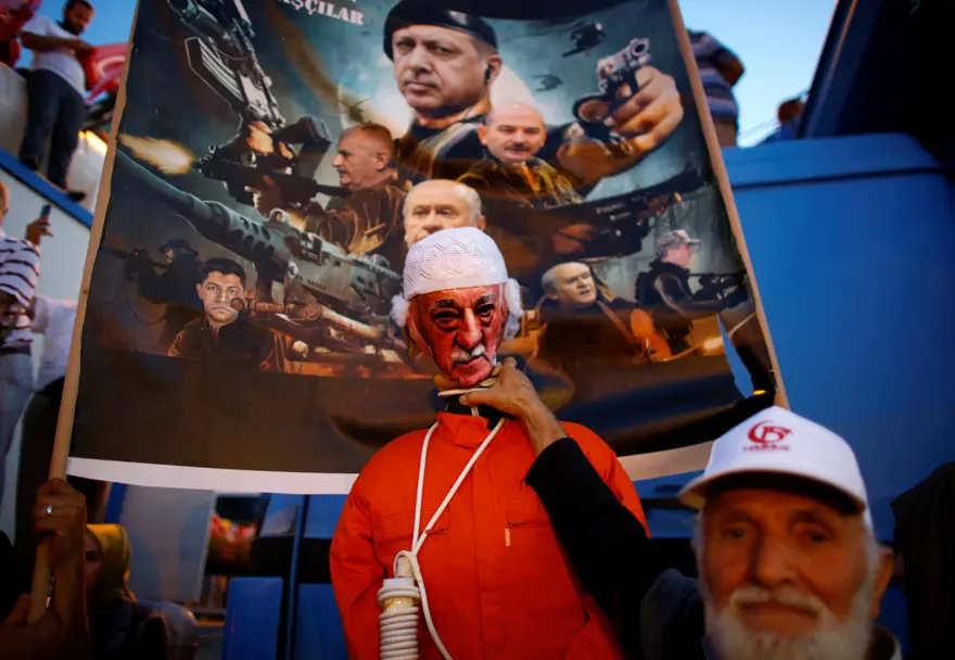 Yabancı ajansların gözüyle İstanbul'da 15 Temmuz 63 Yabancı ajansların gözüyle İstanbul'da 15 Temmuz 63