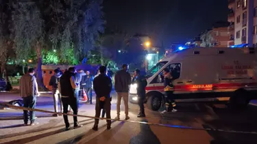 Otomobil ile geldiler, sokakta yürüyen kişiyi başından vurup öldürdüler