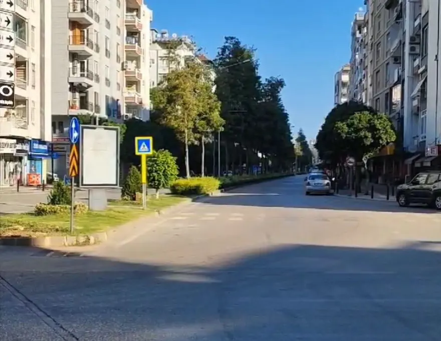 Eylül ayında sıcaklık 38 dereceye çıktı, sokaklar boş kaldı! Meteoroloji'den açıklama geldi 