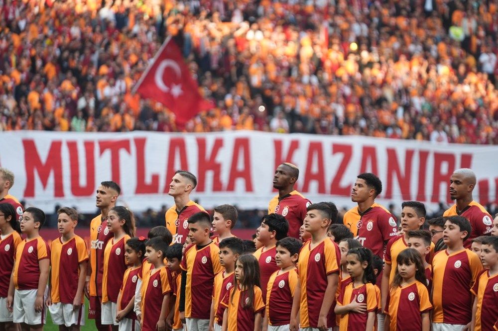 Galatasaray'ın yıldızından itiraf: "10 dakika içinde karar verdim, açıklamak imkansız"