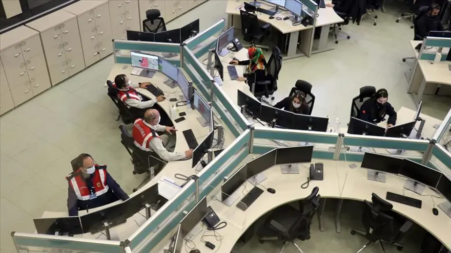 Görücüsü gelen de eşi küsen de 112’yi aradı: “Görücü gelmiş,ne diyeyim?” 1