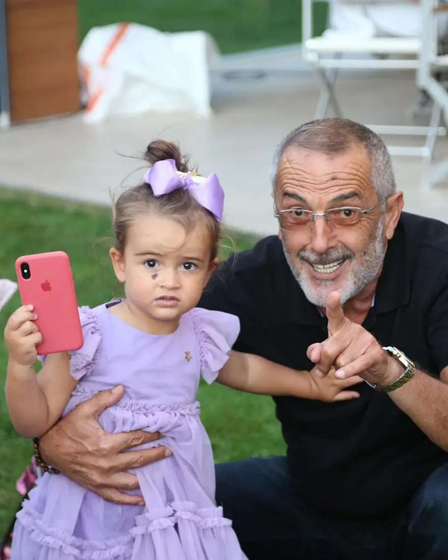 "NEDEN ÇARESİZ BIRAKTIN BENİ?" 3