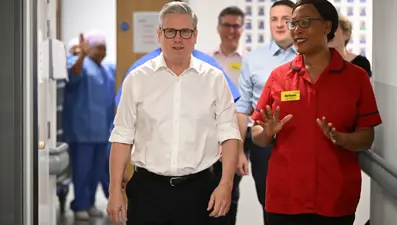 İngiltere’de doğum servislerinde ırkçılık: Siyah kadınlara ağrı kesici verilmemiş