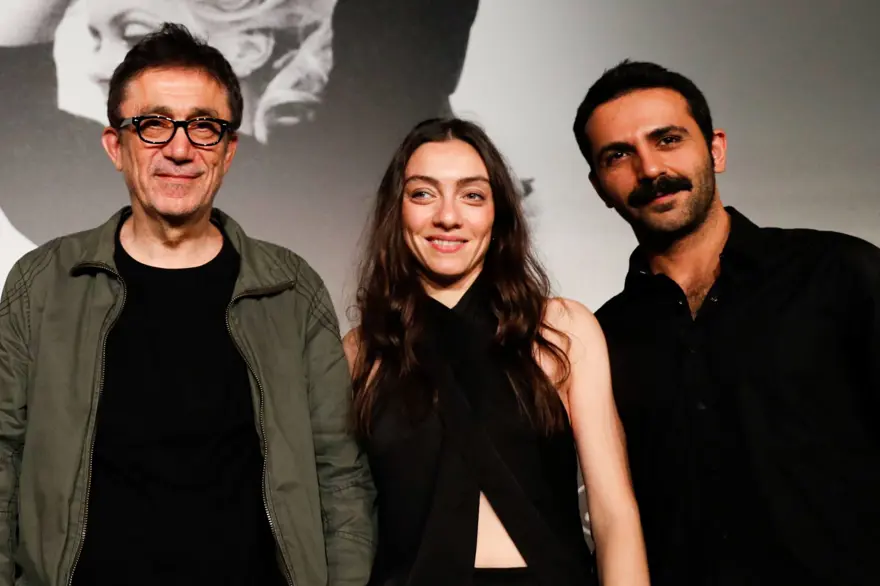 Merve Dizdar Cannes Film Festivali'nde en iyi kadın oyuncu ödülünü aldı 4