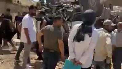 Freni patlayan iş makinesi takla attı: 1 yaralı