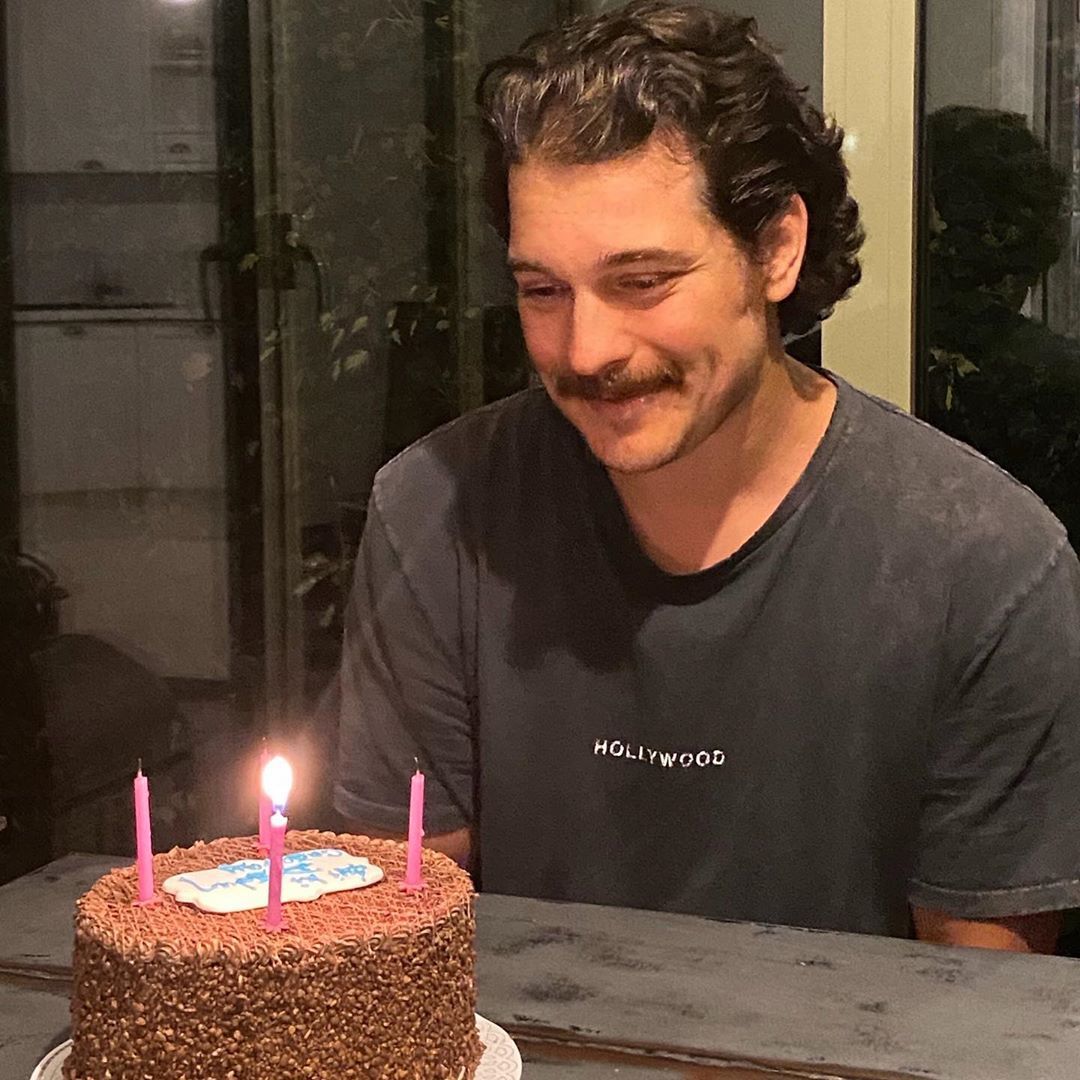 Çağatay Ulusoy'dan yeni yaşa yeni imaj
